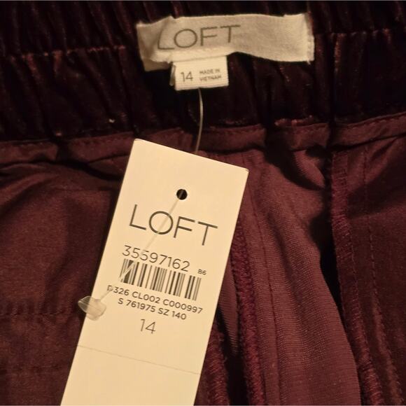 Loft Crushed Blackberry Pleated Velvet Tapered Leg Back Elastic Comfy Pants 14 - Picture 7 of 7